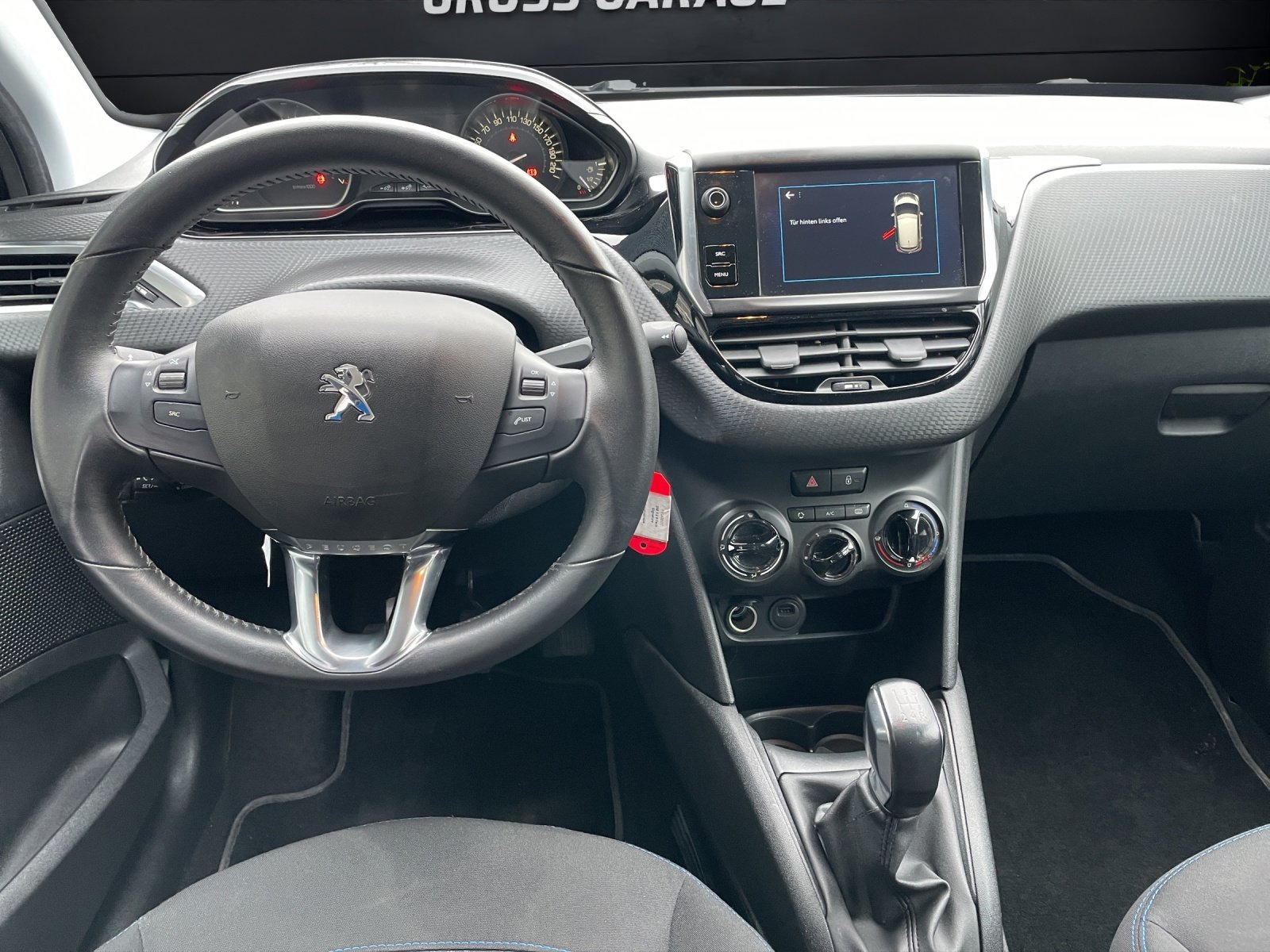 PEUGEOT 208 1.2 P.Tech Signature, Essence, Occasion / Utilisé, Manuelle - 7