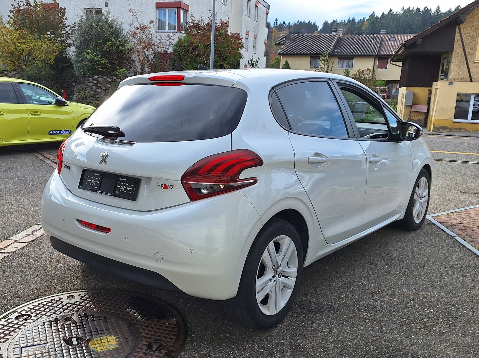 PEUGEOT 208 1.2 PureTech Style, Benzina, Occasioni / Usate, Manuale - 4