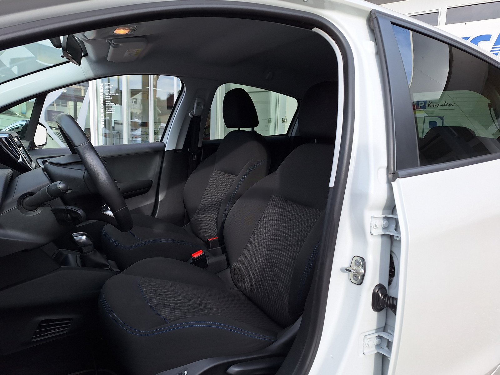 PEUGEOT 208 1.2 PureTech Style, Benzina, Occasioni / Usate, Manuale - 6