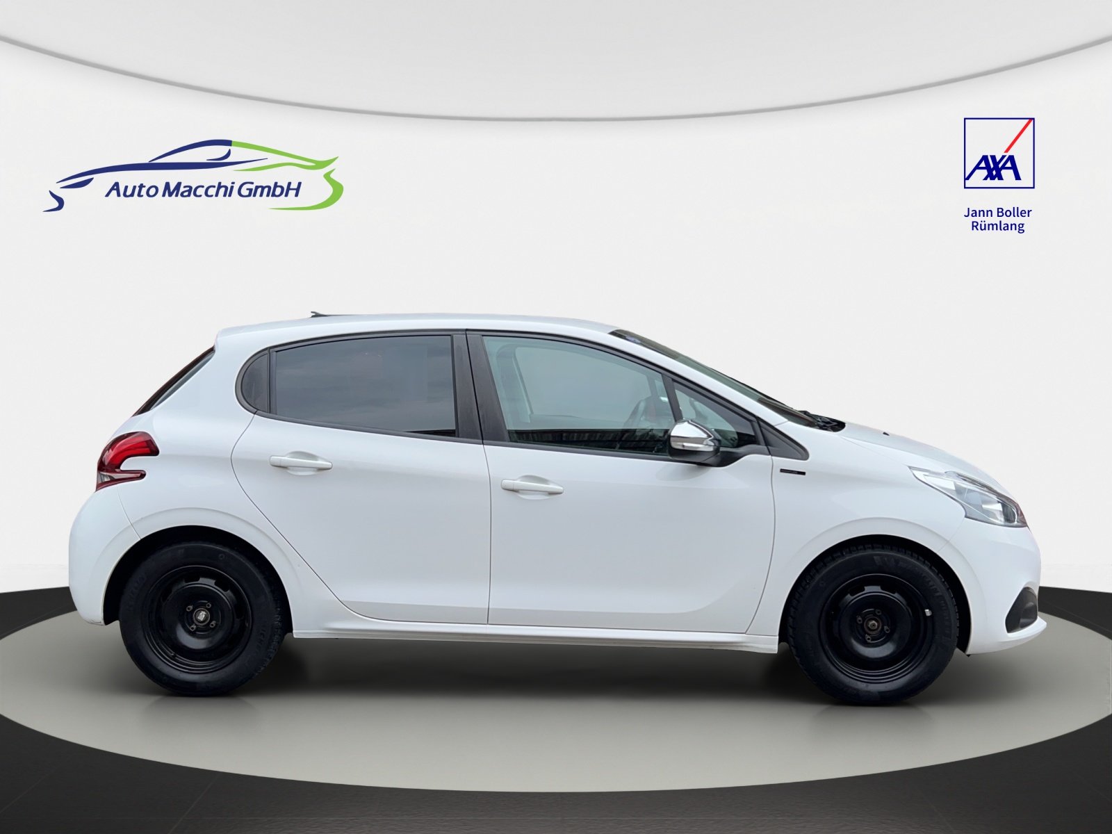 PEUGEOT 208 1.2 PureTech Signature, Petrol, Second hand / Used, Manual - 5