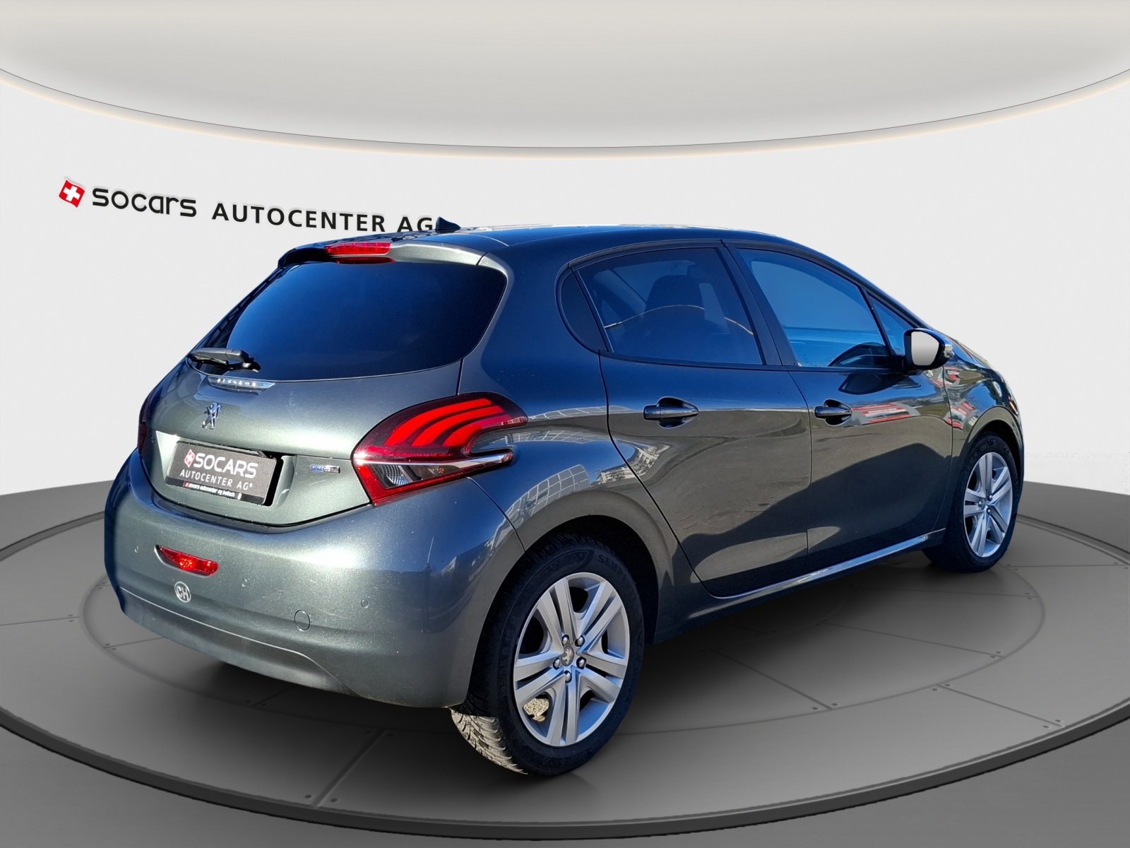 PEUGEOT 208 1.2 PureTech Style EAT6 // Zahnriemen und Wasser, Benzin, Occasion / Gebraucht, Automatik - 2