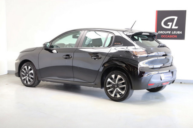 PEUGEOT 208 1.2 MHEV 110 Style, Mild-Hybrid Benzin/Elektro, Occasion / Gebraucht, Automatik - 3