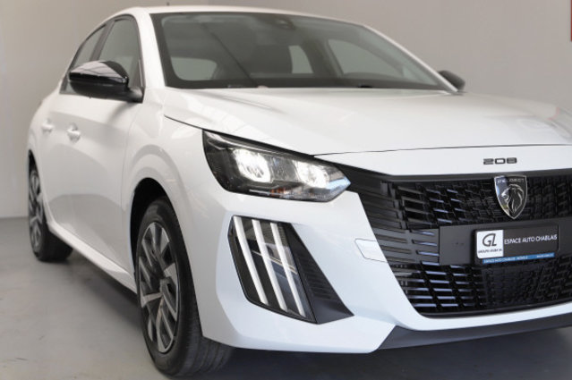 PEUGEOT 208 1.2 MHEV 110 Style, Mild-Hybrid Benzin/Elektro, Occasion / Gebraucht, Automatik - 2