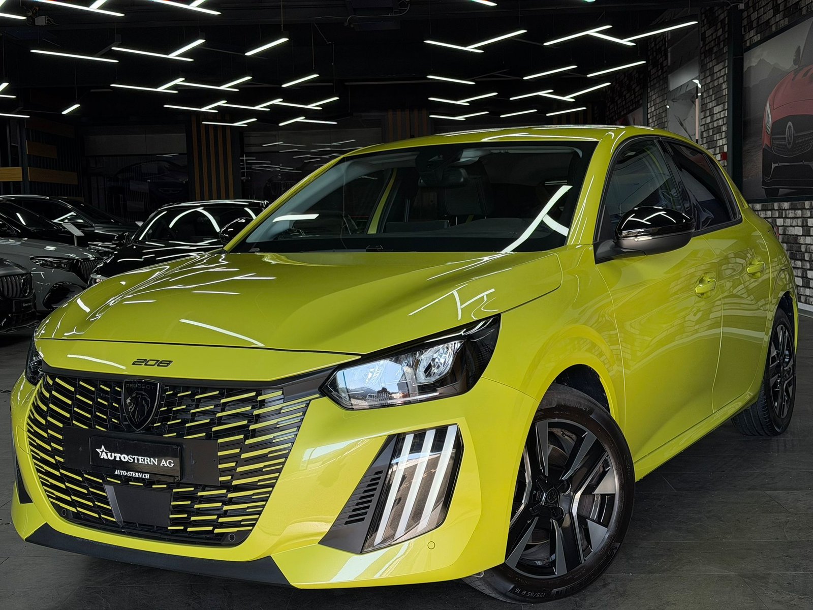 PEUGEOT 208 1.2 PureTech Allure
