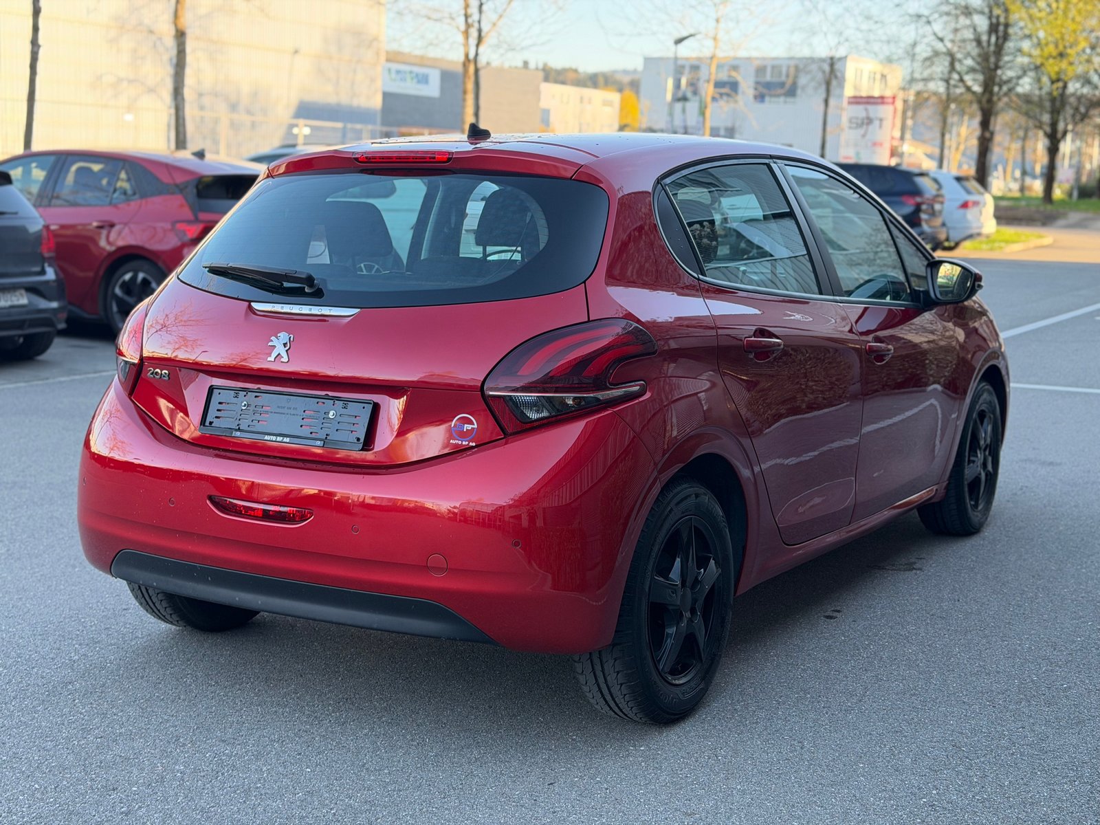 PEUGEOT 208 1.2 PureTech Active, Benzin, Occasion / Gebraucht, Handschaltung - 5
