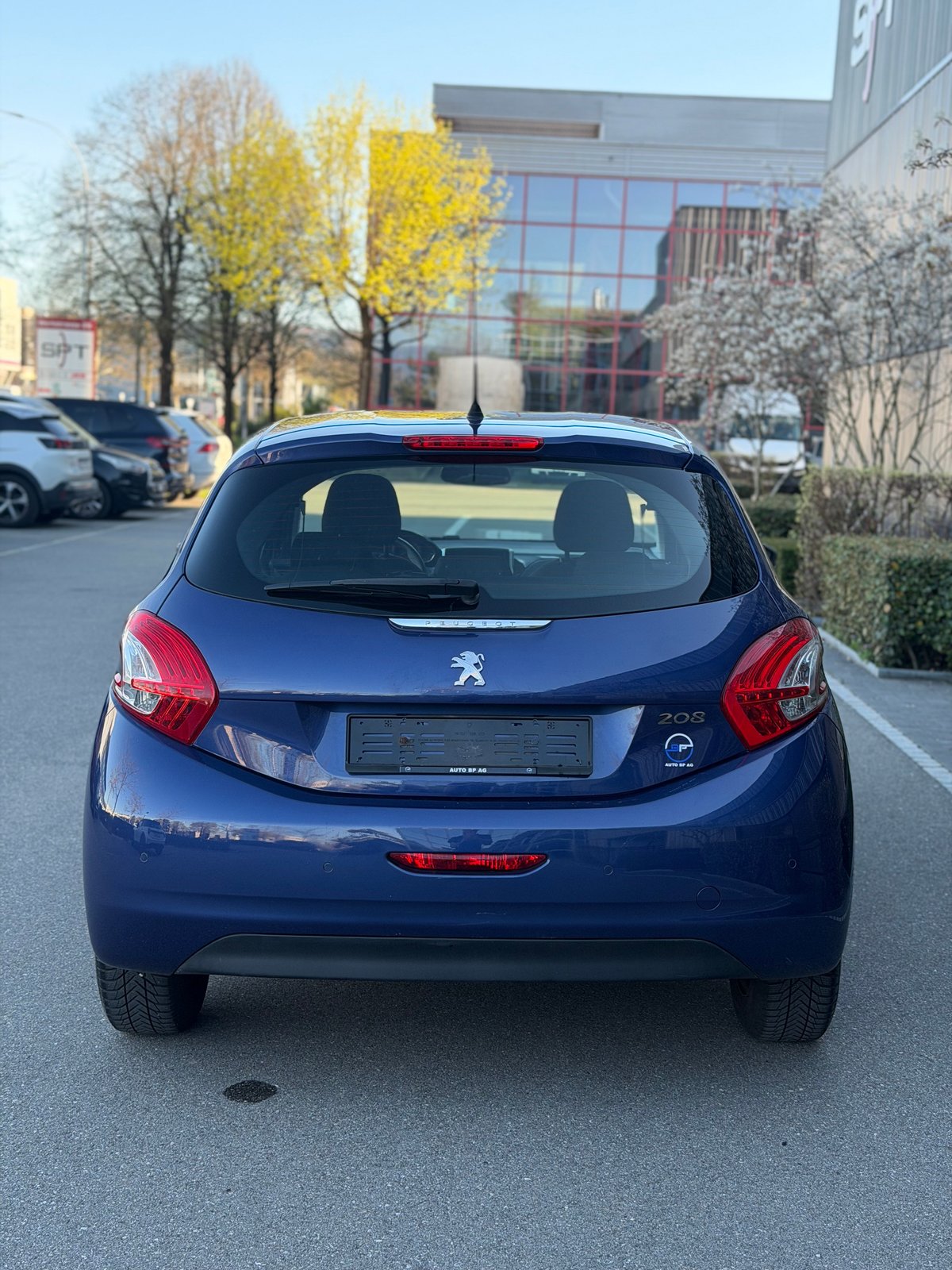 PEUGEOT 208 1.4 VTI Active, Petrol, Second hand / Used, Manual - 4