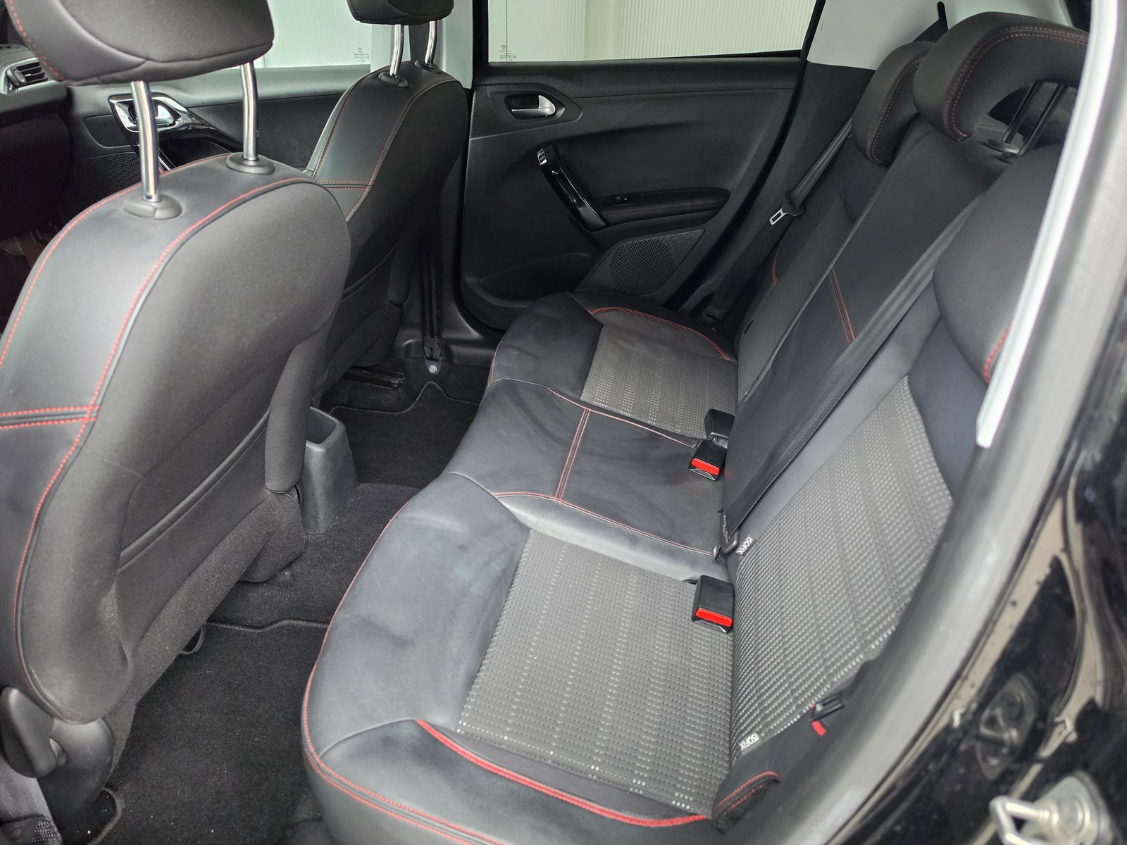 PEUGEOT 208 1.2 PureTech GT Line EAT6, Benzina, Occasioni / Usate, Automatico - 5