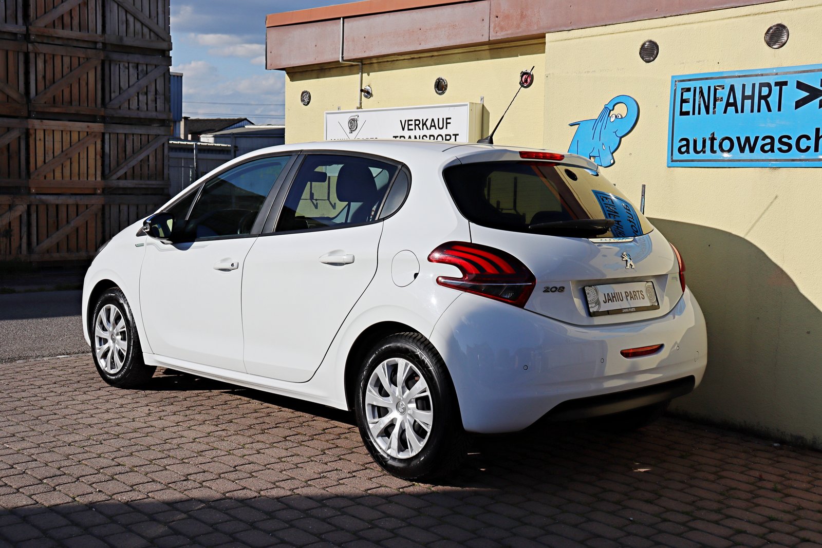 PEUGEOT 208 1.2 PureTech Urban Soul, Benzin, Occasion / Gebraucht, Handschaltung - 3