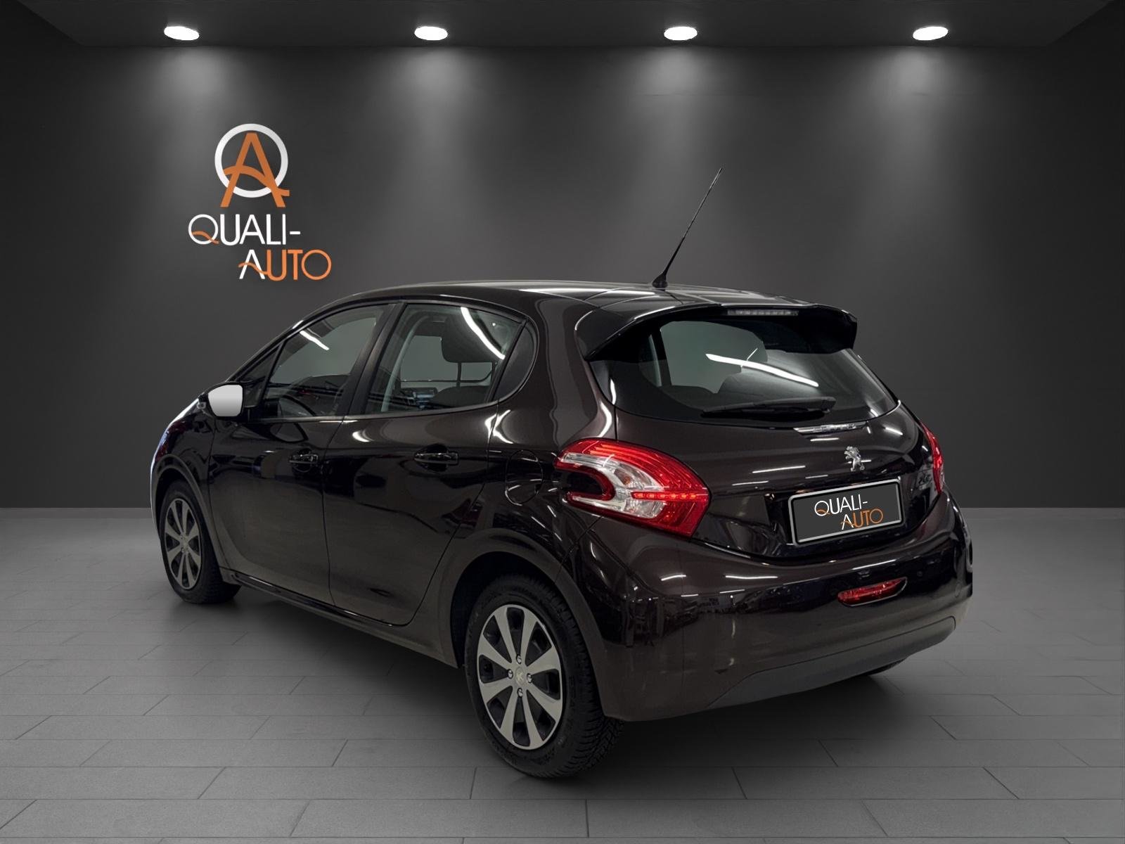 PEUGEOT 208 1.4 e-HDi Active EGS5, Diesel, Second hand / Used, Automatic - 4