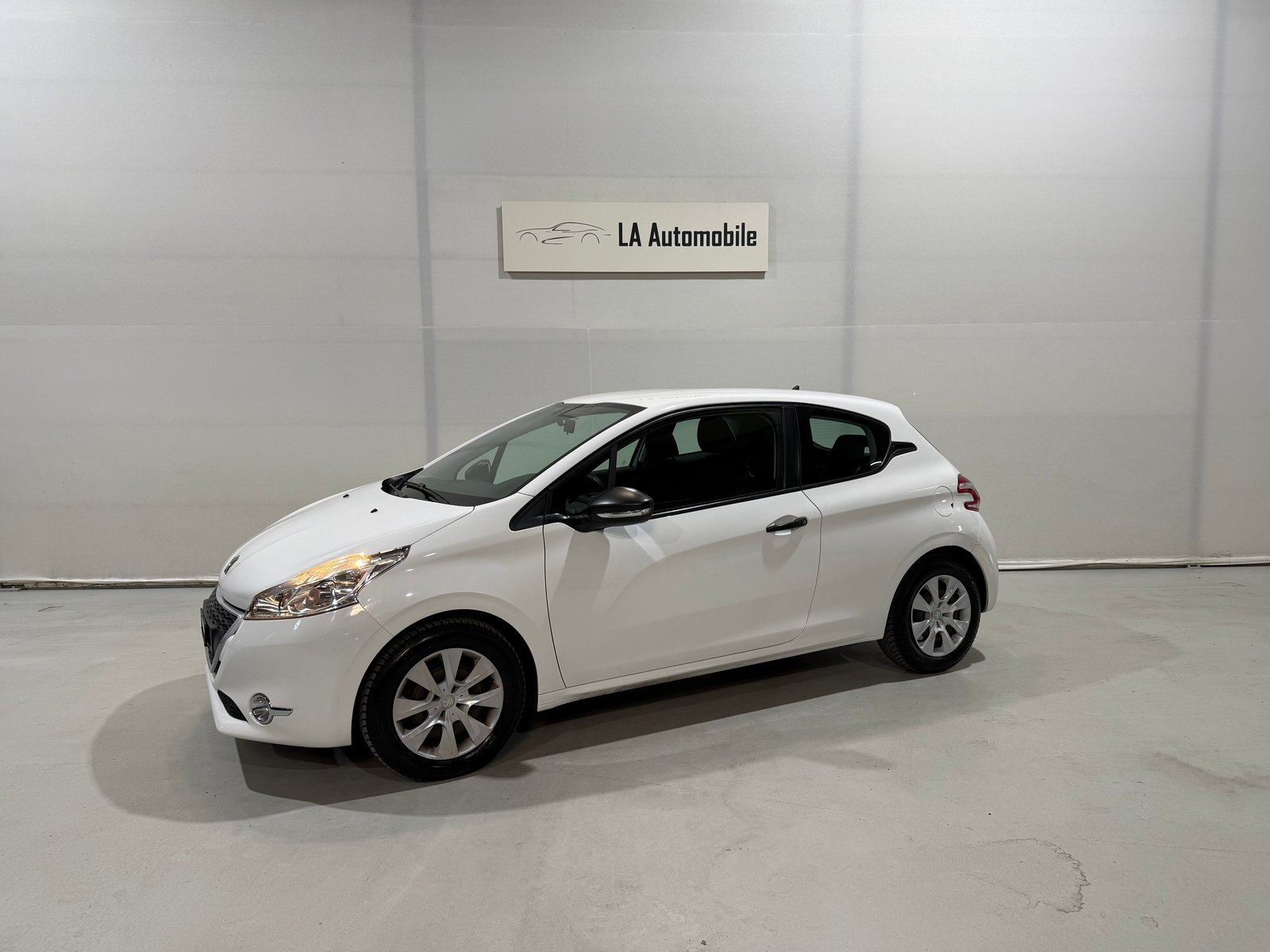PEUGEOT 208 1.0 VTi Access, Benzin, Occasion / Gebraucht, Handschaltung - 2