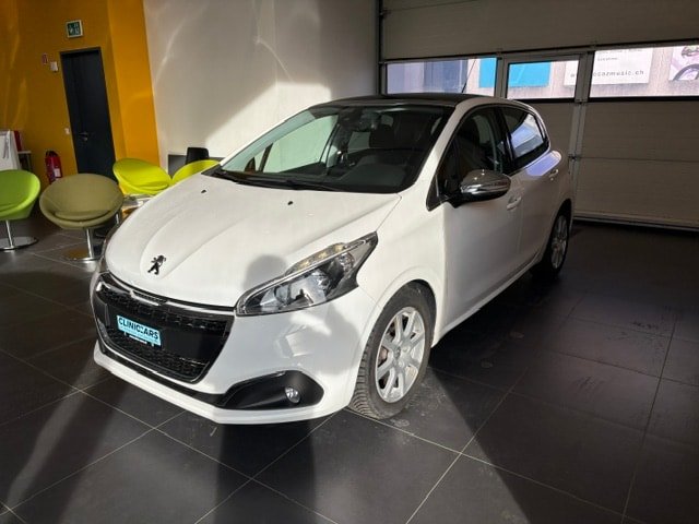 PEUGEOT 208 1.2 PureTech Allure, Benzin, Occasion / Gebraucht, Handschaltung - 4