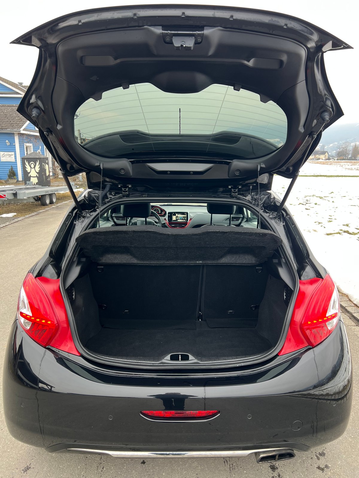 PEUGEOT 208 1.6 Turbo GTi, Essence, Occasion / Utilisé, Manuelle - 6