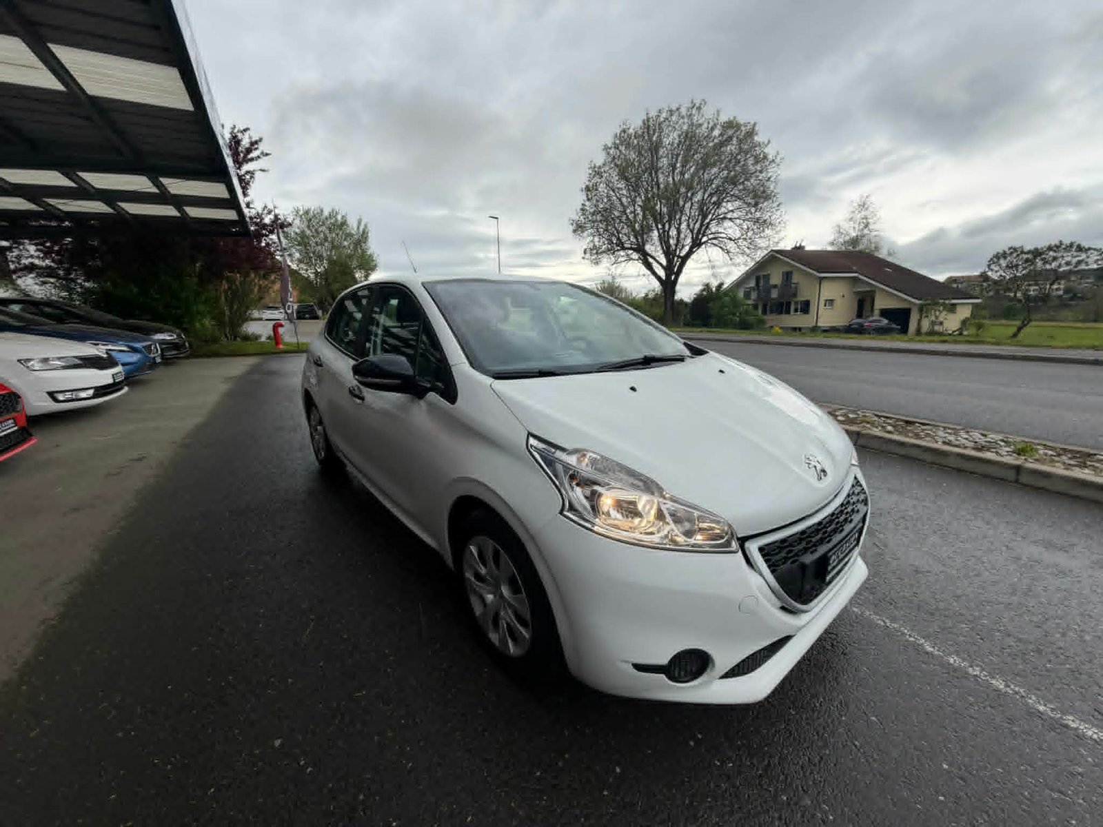 PEUGEOT 208 1.2 VTI Active, Petrol, Second hand / Used, Manual - 3