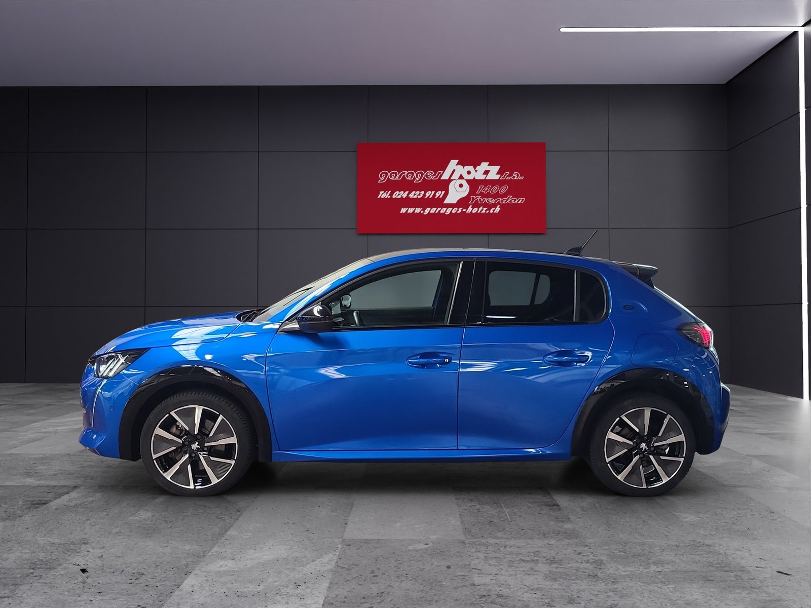 PEUGEOT 208, Electric, Second hand / Used, Automatic - 2