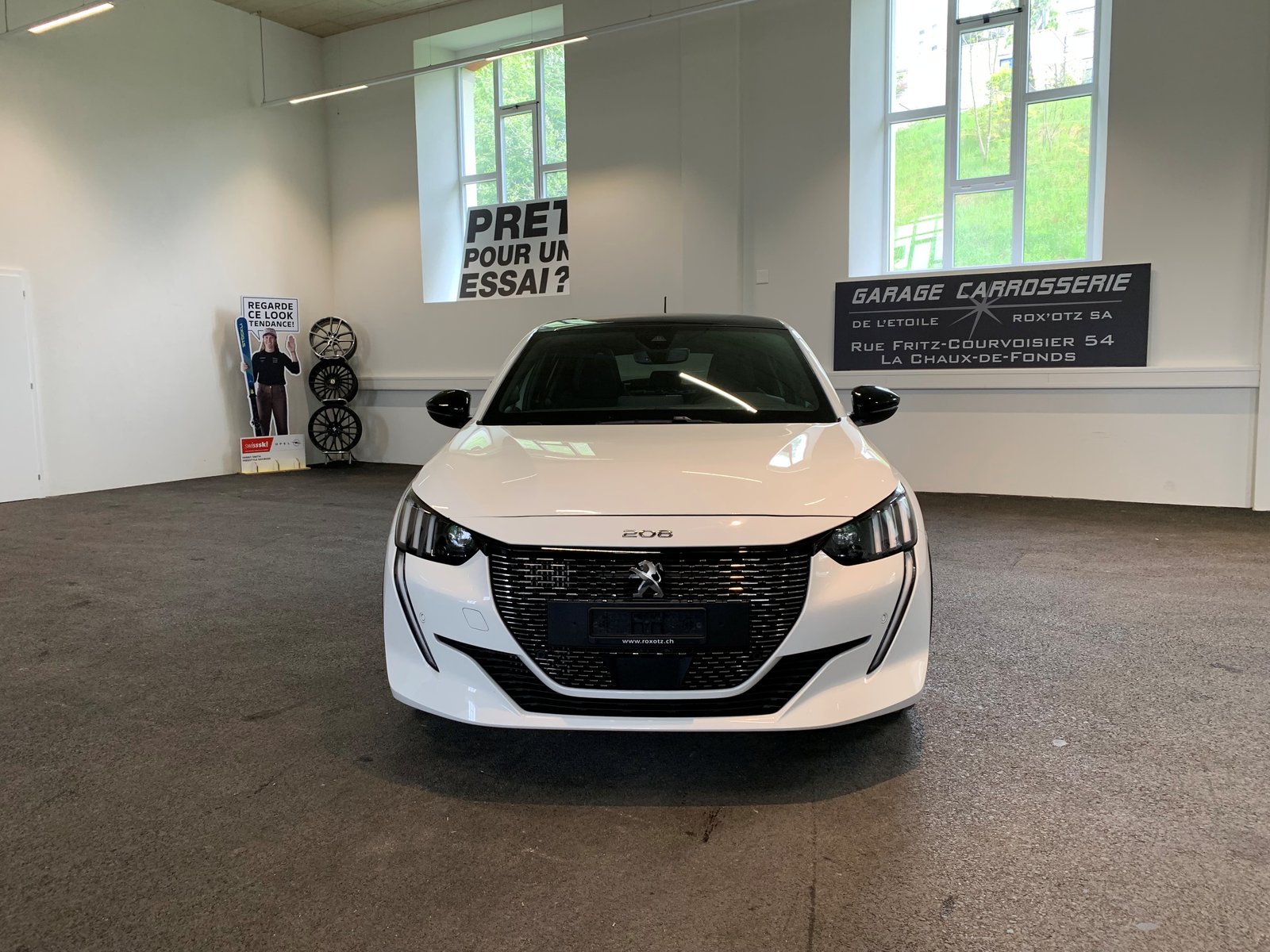 PEUGEOT 208 1.2 PureTech GT EAT8, Essence, Occasion / Utilisé, Automatique - 2