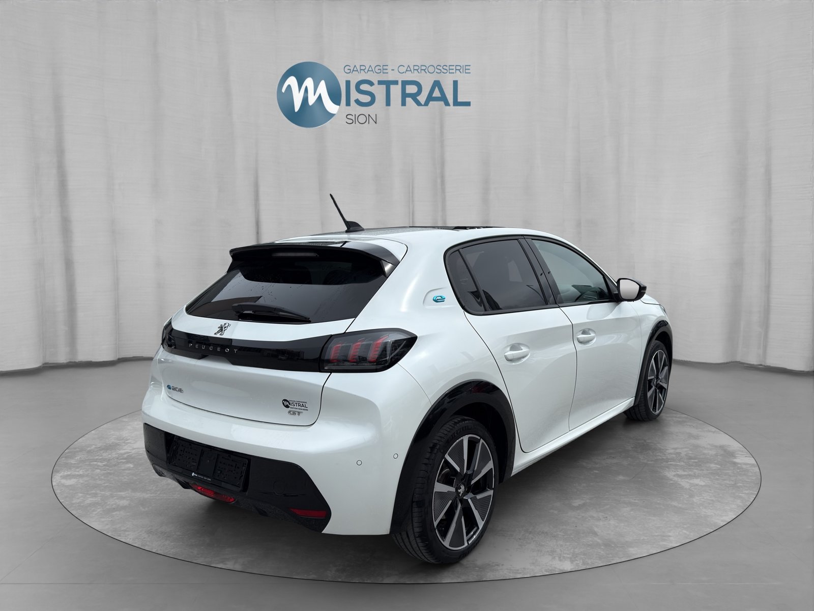 PEUGEOT 208 Elektrik GT Pack, Elektro, Occasion / Gebraucht, Automatik - 5