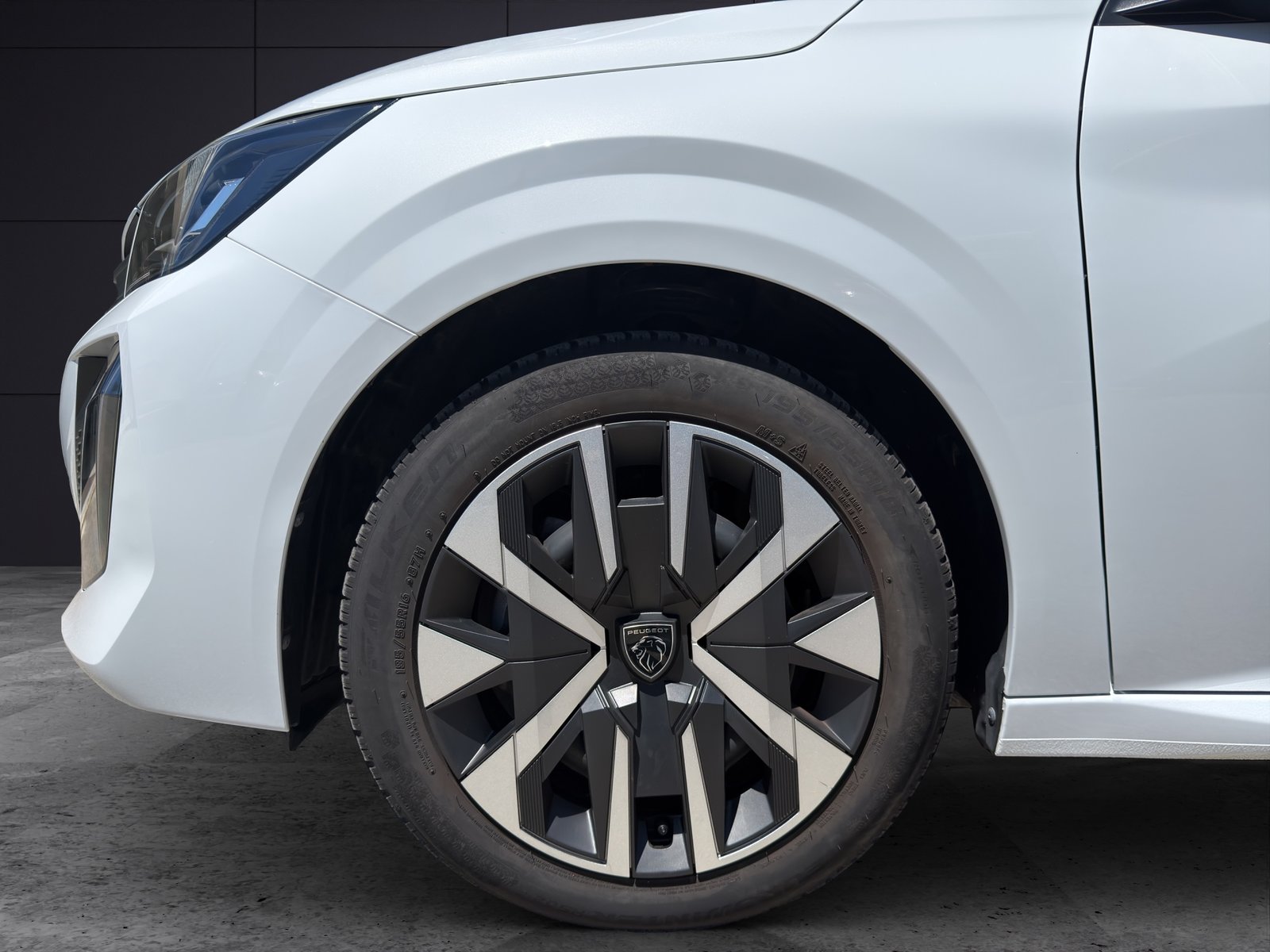 PEUGEOT 208 1.2 Style, Benzin, Occasion / Gebraucht, Handschaltung - 5