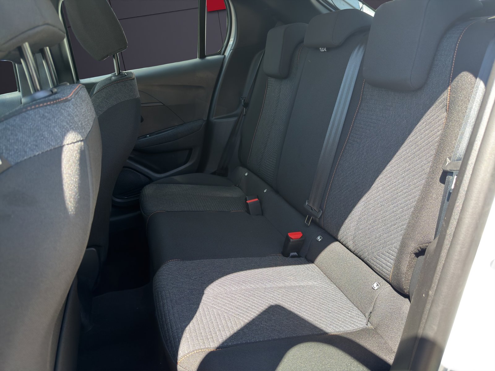 PEUGEOT 208 1.2 Style, Benzin, Occasion / Gebraucht, Handschaltung - 7
