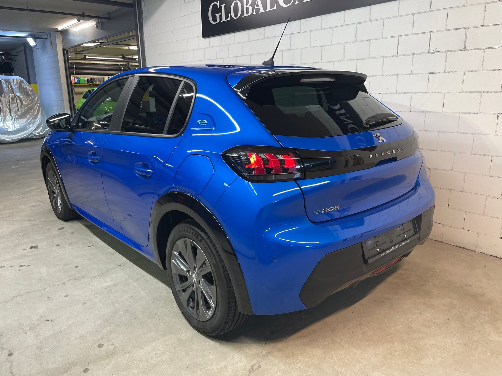 PEUGEOT 208 Elektrik Active Pack, Elektro, Occasion / Gebraucht, Automatik - 6