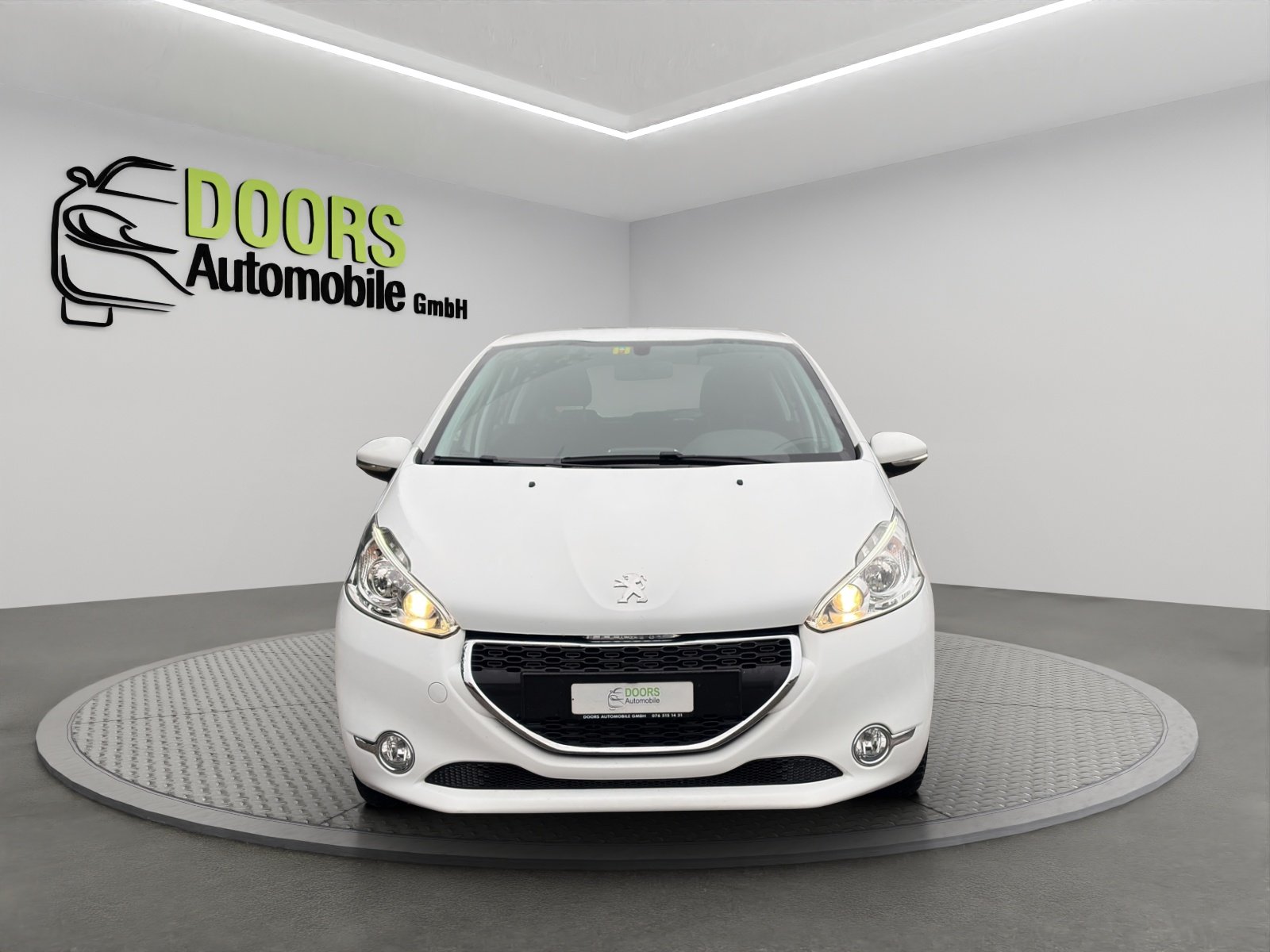 PEUGEOT 208 1.2 VTI Active, Benzin, Occasion / Gebraucht, Handschaltung - 2