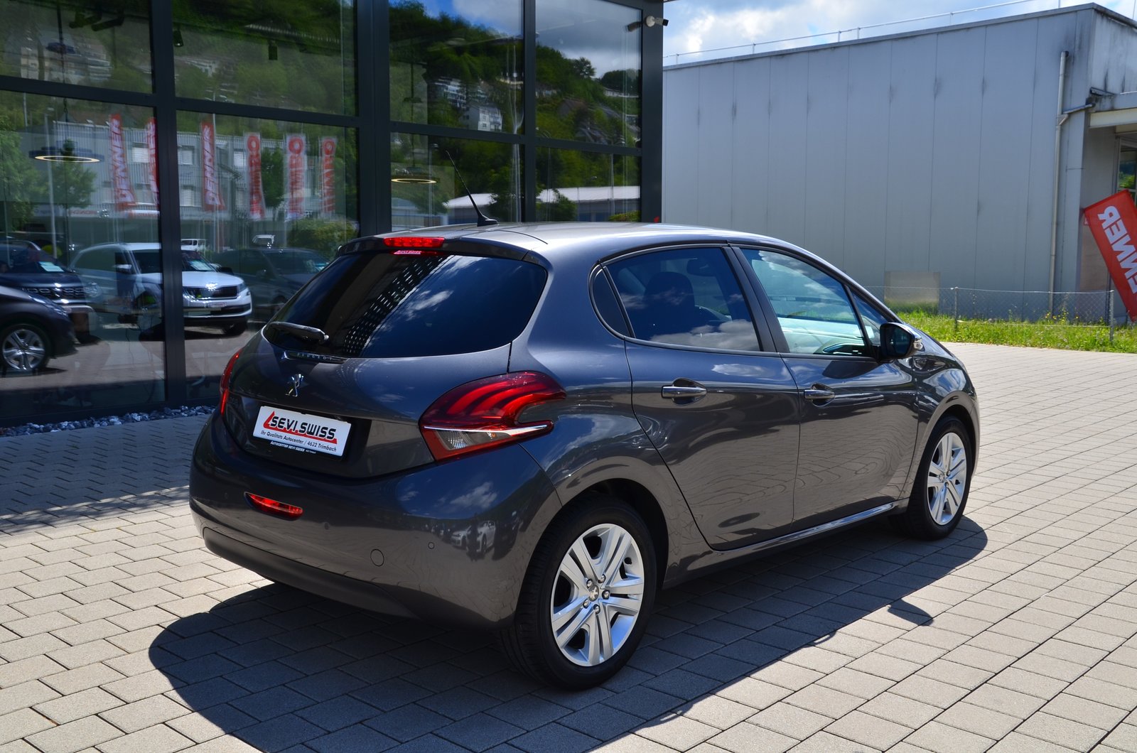 PEUGEOT 208 1.2 PureTech Signature*Frisch ab MFK,1 Jahr oder, Essence, Occasion / Utilisé, Manuelle - 4