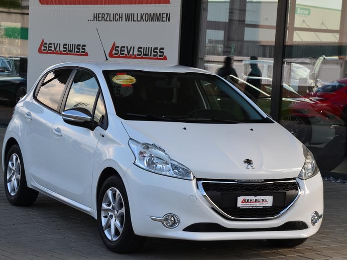 PEUGEOT 208 1.2 VTI Style*Ab MFK,1 Jahr oder 20'000km Garant, Benzin, Occasion / Gebraucht, Handschaltung