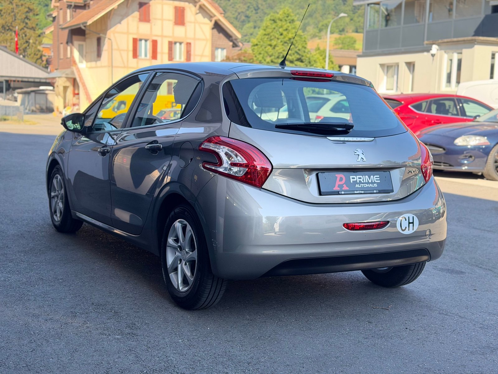 PEUGEOT 208 1.4 VTI Active, Benzin, Occasion / Gebraucht, Handschaltung - 3