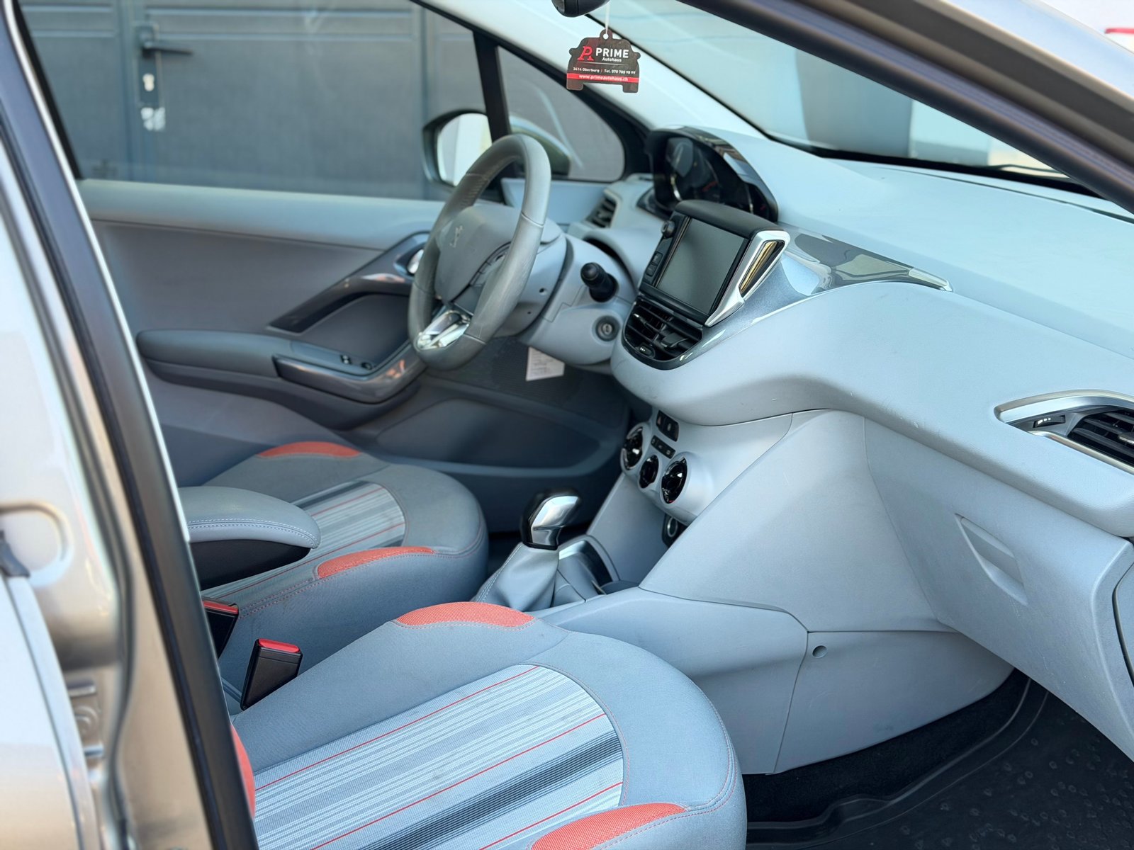PEUGEOT 208 1.4 VTI Active, Benzin, Occasion / Gebraucht, Handschaltung - 7