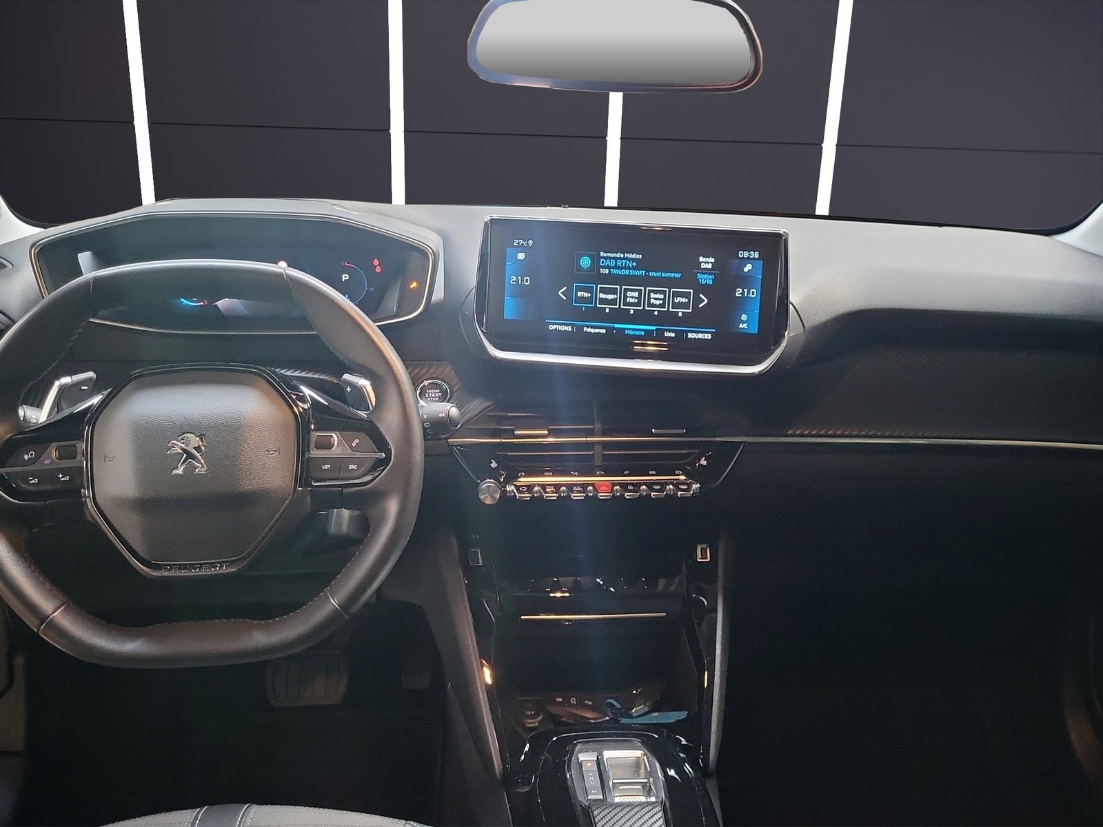 PEUGEOT 208 1.2 Allure Pack, Benzin, Occasion / Gebraucht, Automatik - 7
