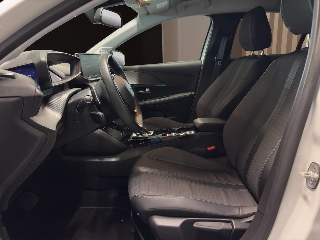 PEUGEOT 208 1.2 PureTech Allure Pack EAT8, Essence, Occasion / Utilisé, Automatique - 6