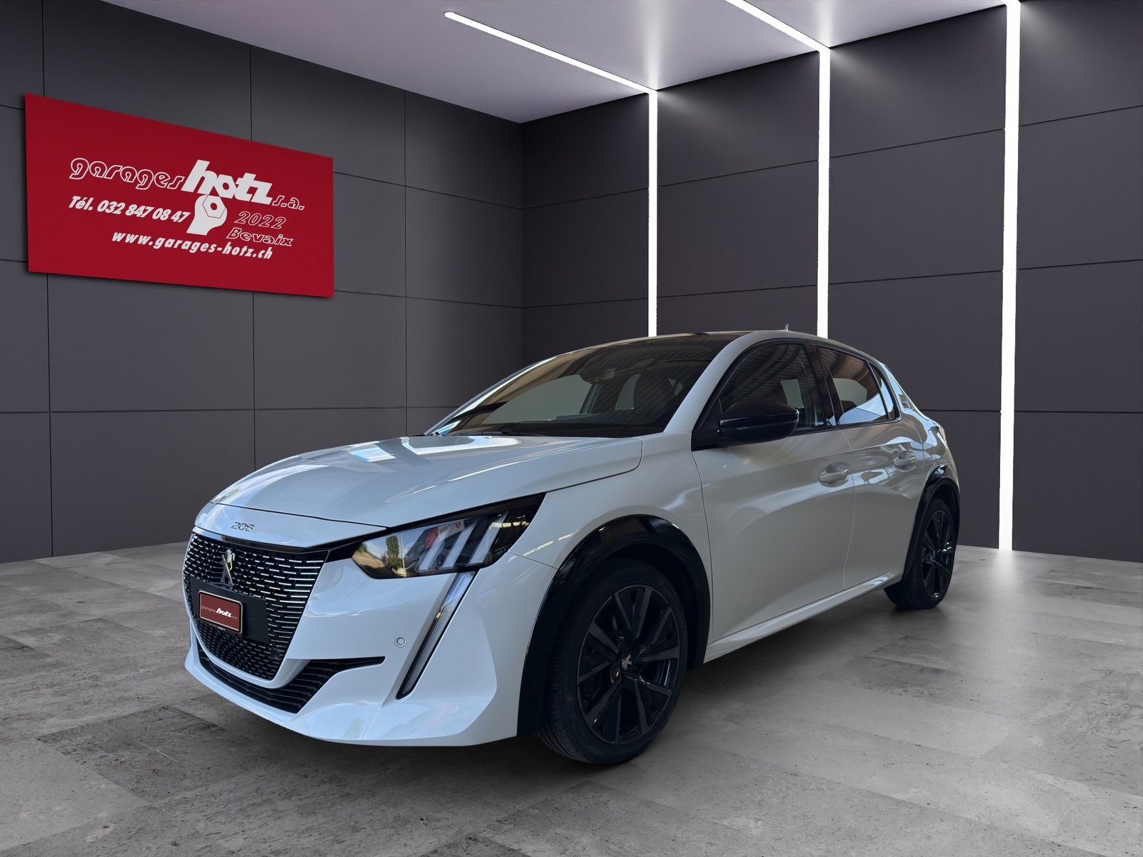 PEUGEOT 208 1.2 GT