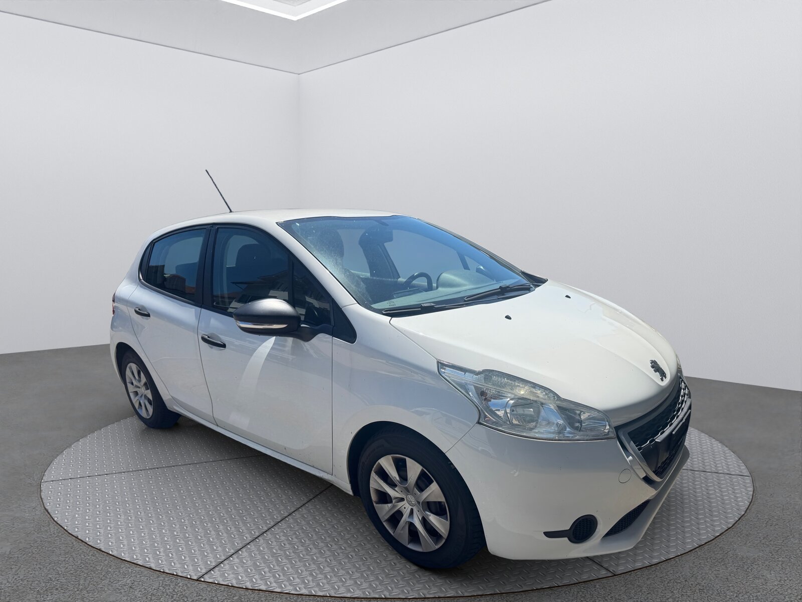 PEUGEOT 208 1.4 e-HDi Active EGS5