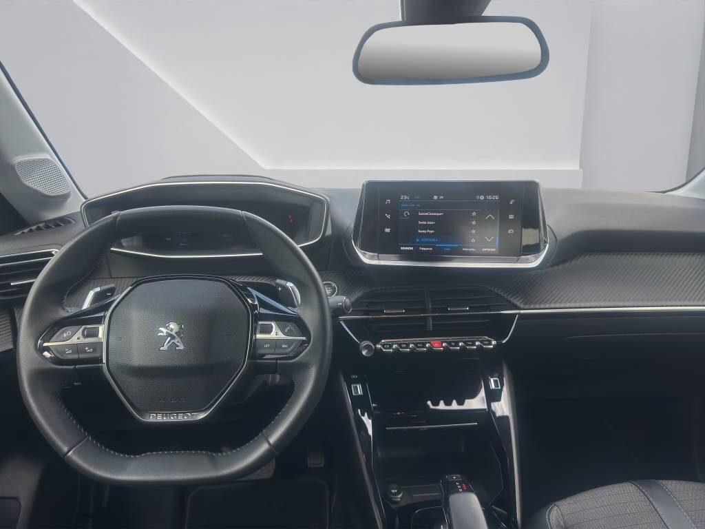 PEUGEOT 208 1.2 PureTech Allure Pack EAT8, Benzin, Occasion / Gebraucht, Automatik - 6