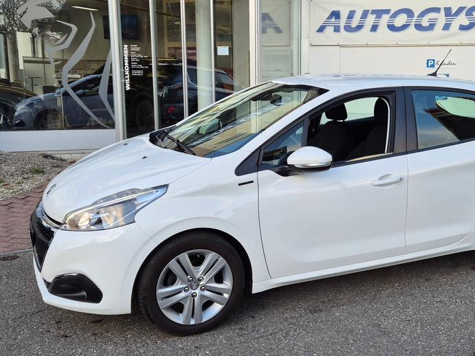 PEUGEOT 208 1.2 PureTech Active, Petrol, Second hand / Used, Manual