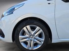 PEUGEOT 208 1.2 PureTech Style, Petrol, Second hand / Used, Manual - 4