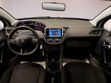 PEUGEOT 208 1.2 PureTech Signature, Petrol, Second hand / Used, Manual - 4