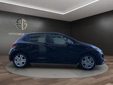 PEUGEOT 208 1.2 PureTech Signature, Petrol, Second hand / Used, Manual - 5