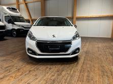 PEUGEOT 208 1.2 PureTech Style, Petrol, Second hand / Used, Manual - 2
