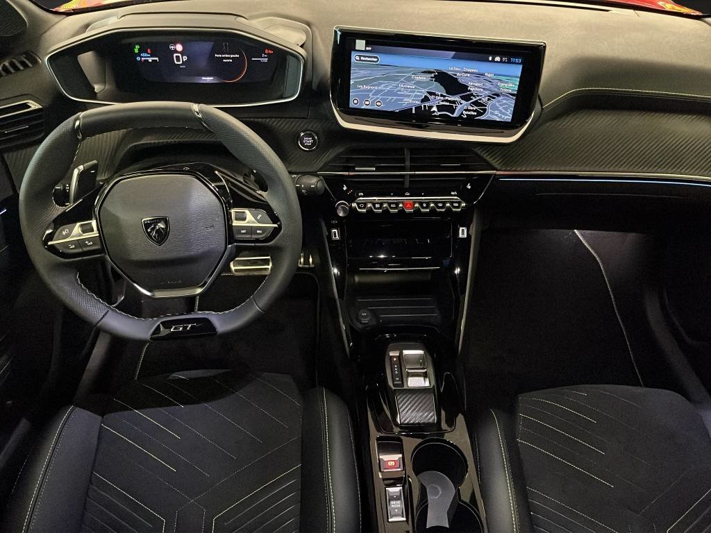 PEUGEOT 208 1.2 MHEV 110 GT, Petrol, Ex-demonstrator, Automatic - 7