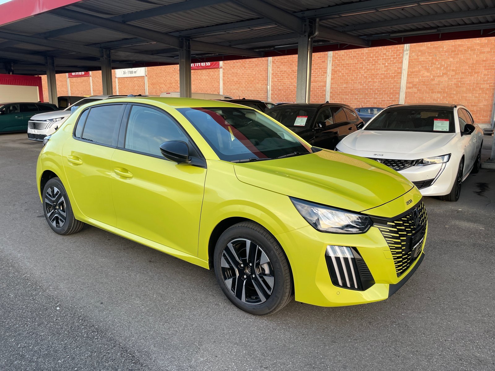 PEUGEOT 208 1.2 MHEV 110 Allure Premium