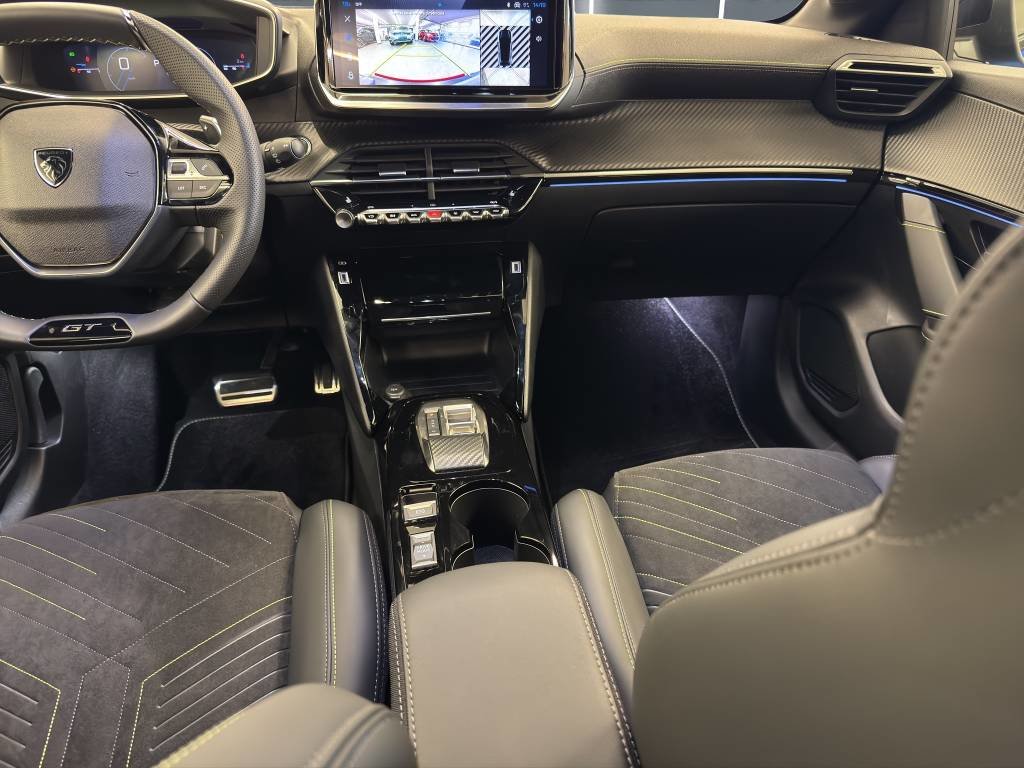 PEUGEOT 208 1.2 MHEV 110 GT, Benzin, Vorführwagen, Automatik - 7