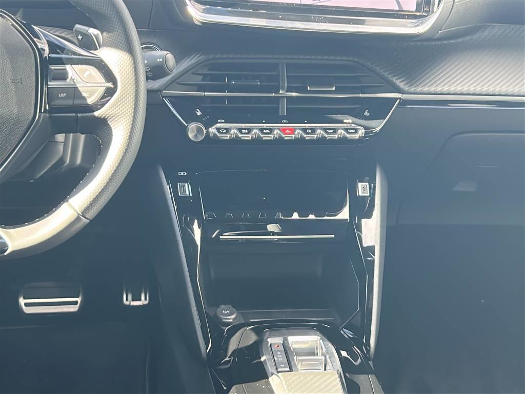 PEUGEOT 208 1.2 MHEV 145 GT, Benzin, Vorführwagen, Automatik - 7