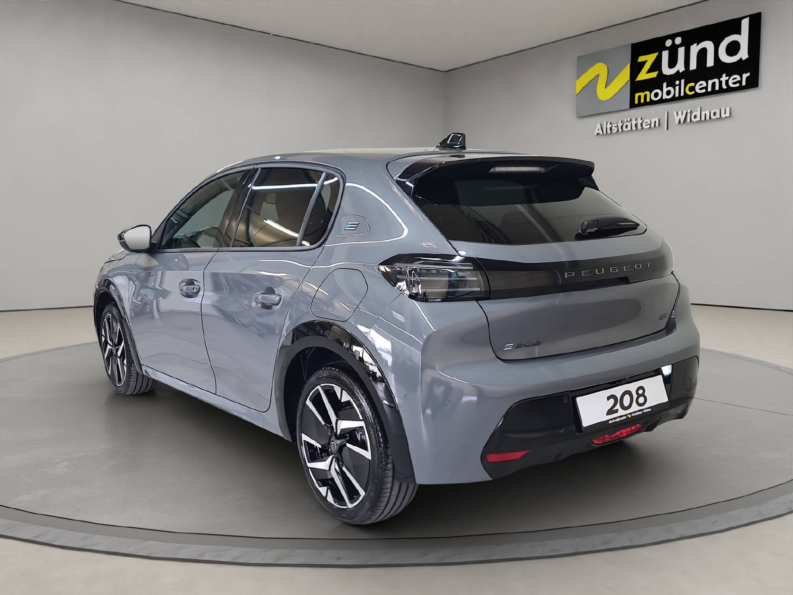 PEUGEOT E-208 GT, Elektro, Neues Fahrzeug mit Tageszulassung, Automatik - 3