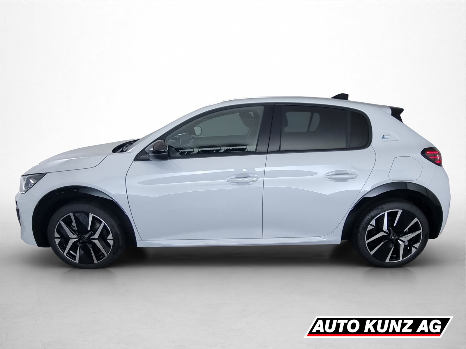 PEUGEOT 208 54kWh e-GT, Électrique, Véhicule neuf pré-immatriculé, Automatique - 3