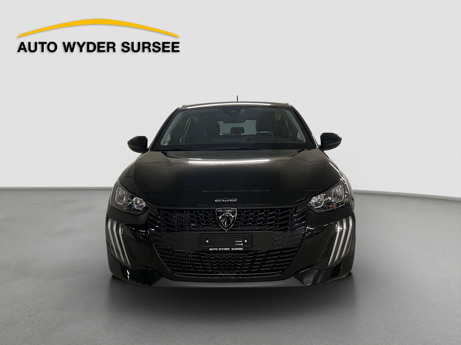 PEUGEOT 208 1.2 Hybrid Style, Mild-Hybrid Petrol/Electric, New car, Automatic - 2