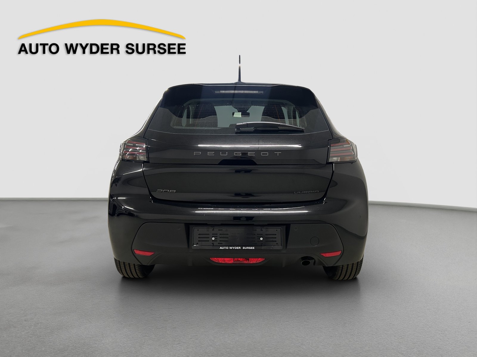 PEUGEOT 208 1.2 Hybrid Style, Mild-Hybrid Petrol/Electric, New car, Automatic - 5