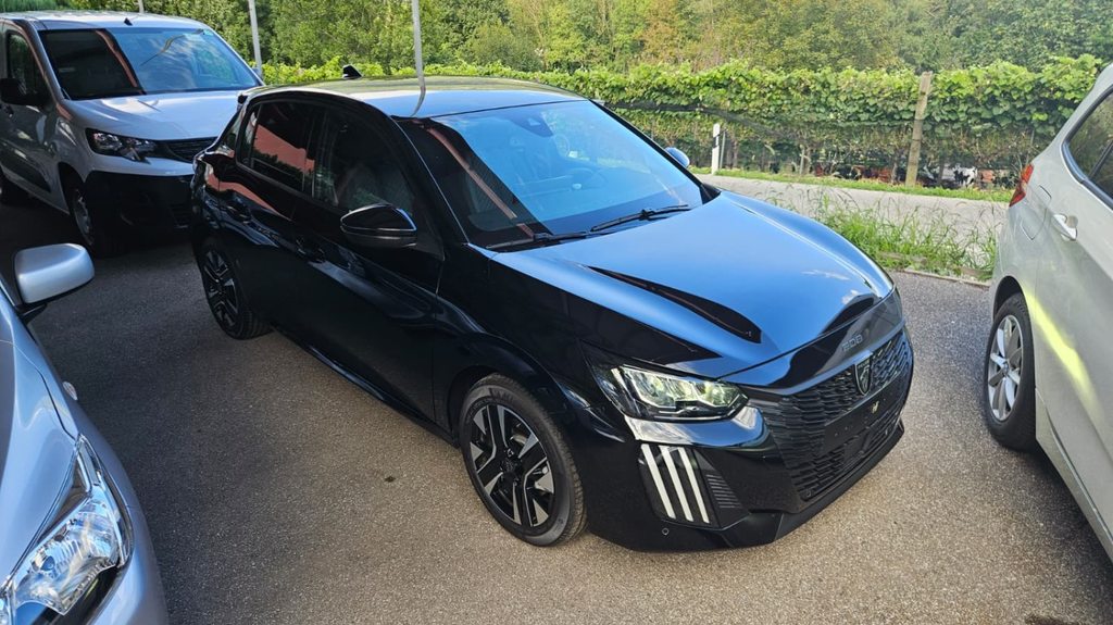 PEUGEOT 208 1.2 Hybrid Allure Premium