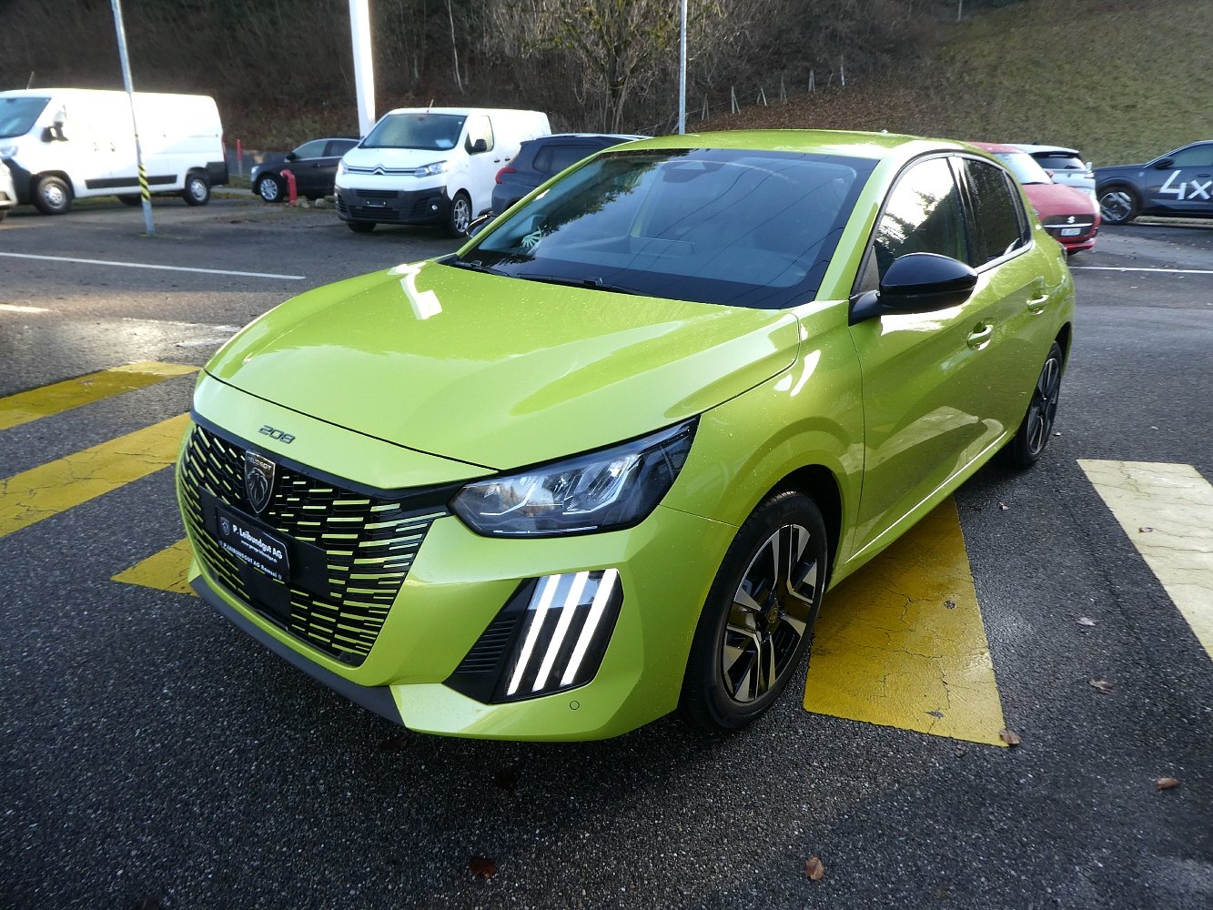 PEUGEOT 208 1.2 Hybrid Allure Premium, Mild-Hybrid Benzin/Elektro, Neuwagen, Automatik - 3