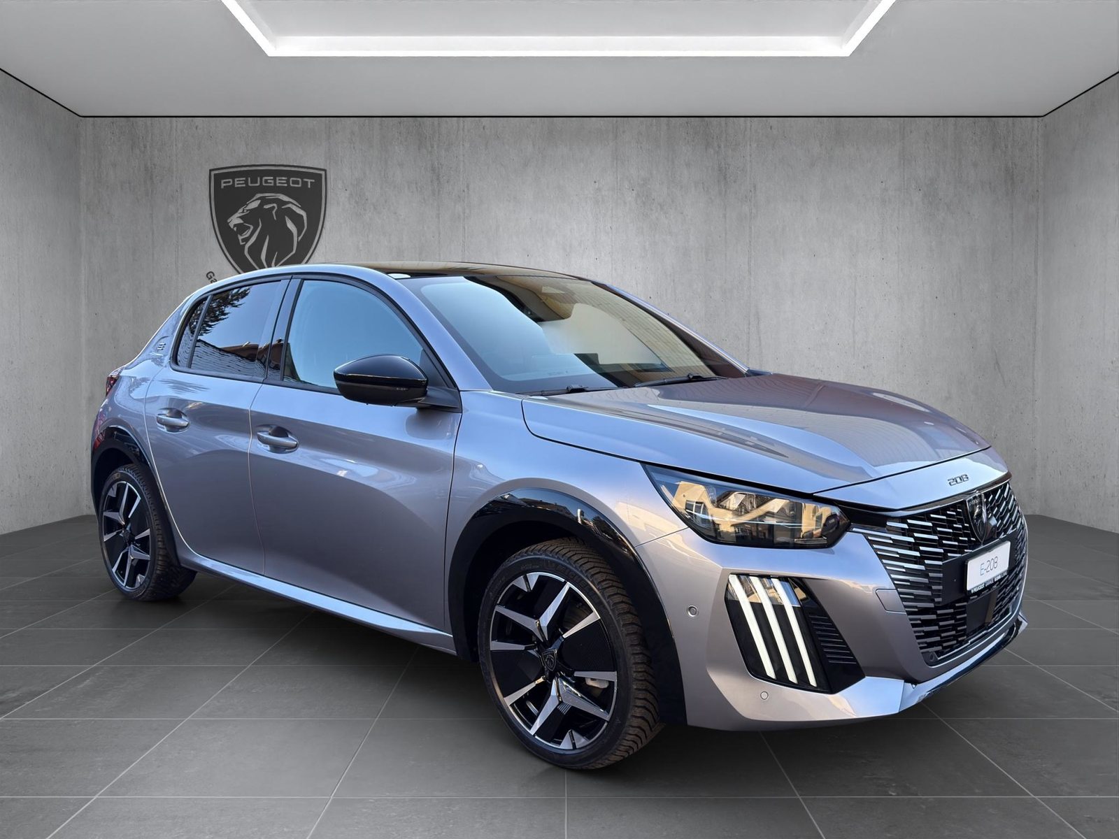PEUGEOT 208 e-GT, Electric, New car, Automatic - 3