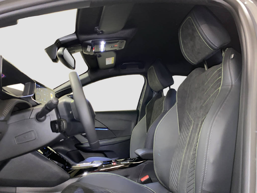 PEUGEOT 208 1.2 Hybrid 145 GT, Mild-Hybrid Petrol/Electric, New car, Automatic - 7